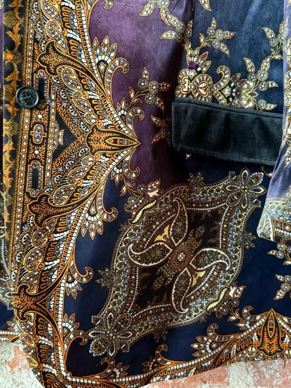 Prestige Velvet Paisley Blazer in Navy and Gold